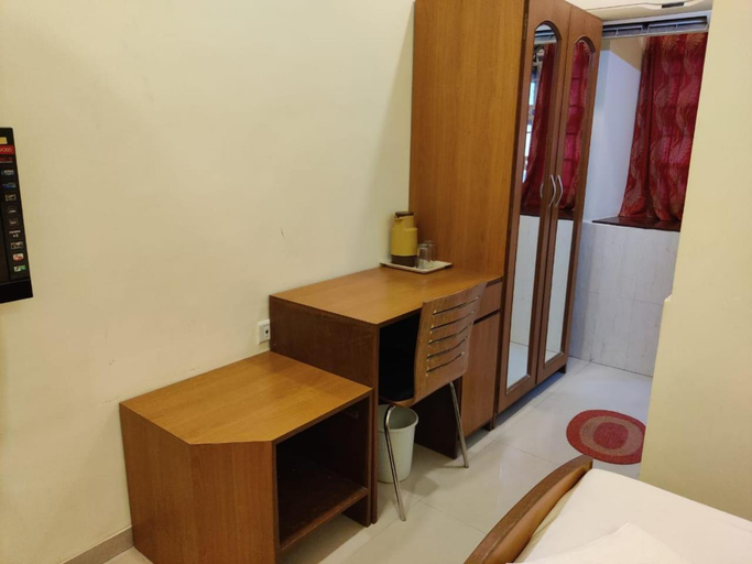 Bedroom 3, YMCA Colaba Mumbai, Mumbai City