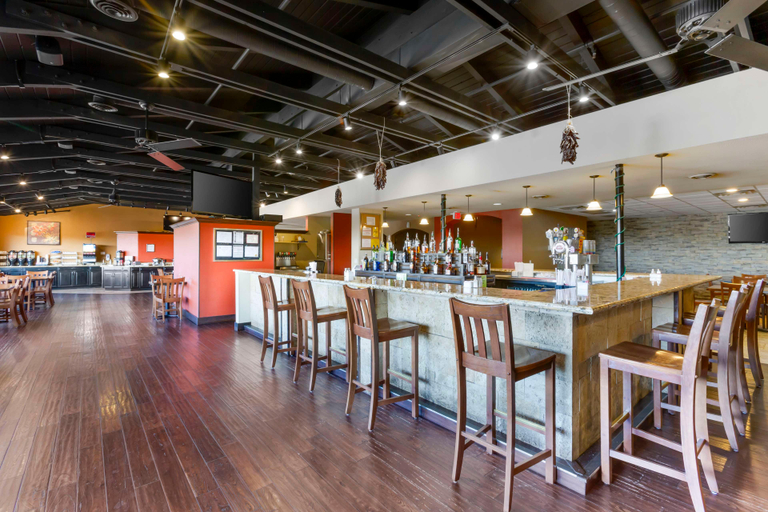 Food & Drinks 5, Best Western Plus Raton Hotel, Colfax