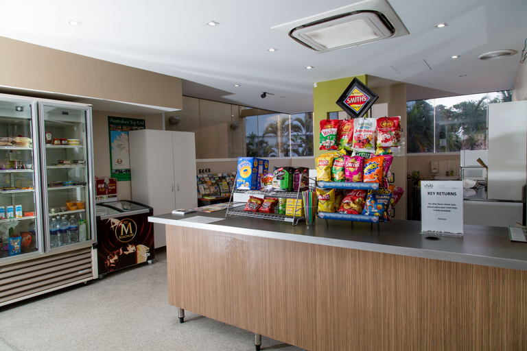 Food & Drinks 5, Cullen Bay Resort, Larrakeyah