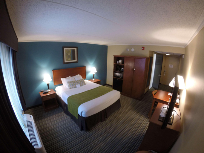 Bedroom 3, Best Western Plus Traverse City, Grand Traverse