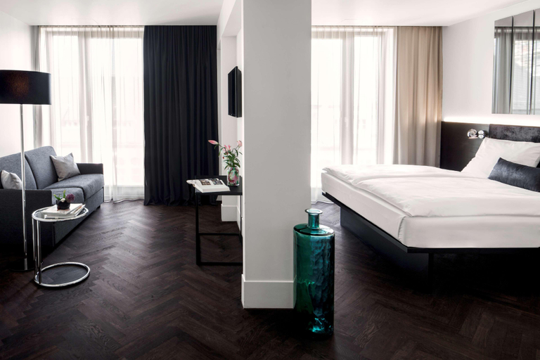 Bedroom 3, Amano Grand Central, Berlin
