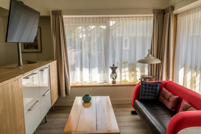 Others 3, B&B Amsterdam De Springer, Amsterdam