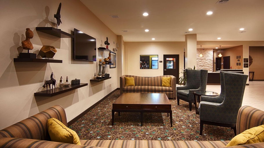 Public Area 2, Best Western Lindsay Inn & Suites, Garvin