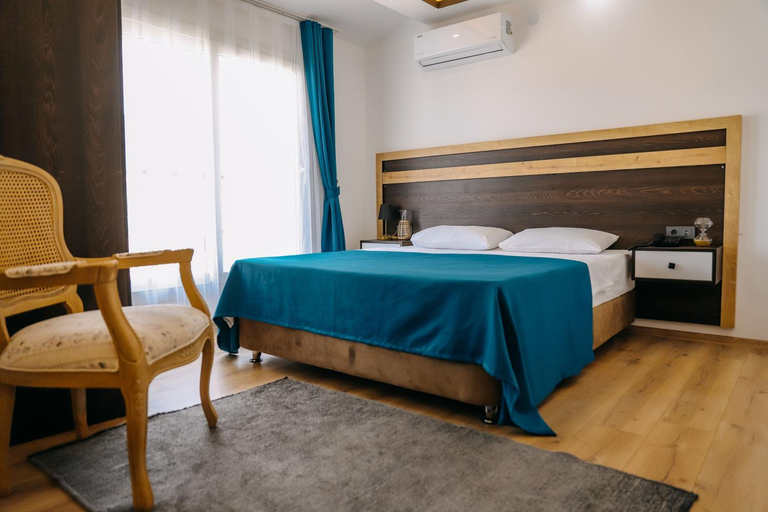 Others 4, Luva Butik Otel, Milas