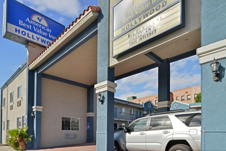 Exterior & Views 2, The Emerald Inn on Sunset, Los Angeles