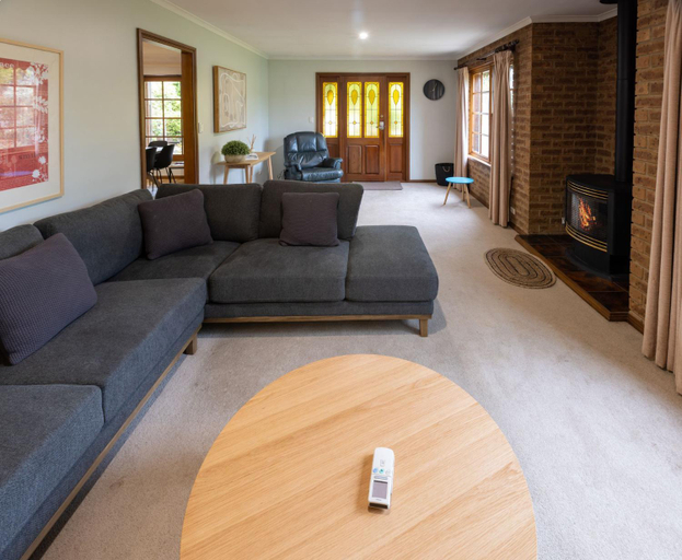 Others 2, Eildon Motel Main house, Murrindindi - East