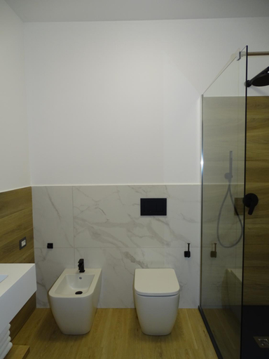 Bathroom 2, Residence Cala Bianca, Sassari