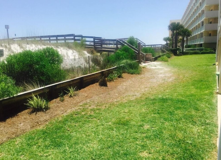 Property grounds 4, Island Sands 102, Okaloosa