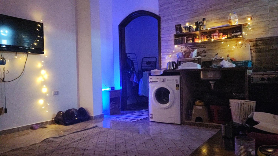 Others 4, Sara's home, Sant Katrin