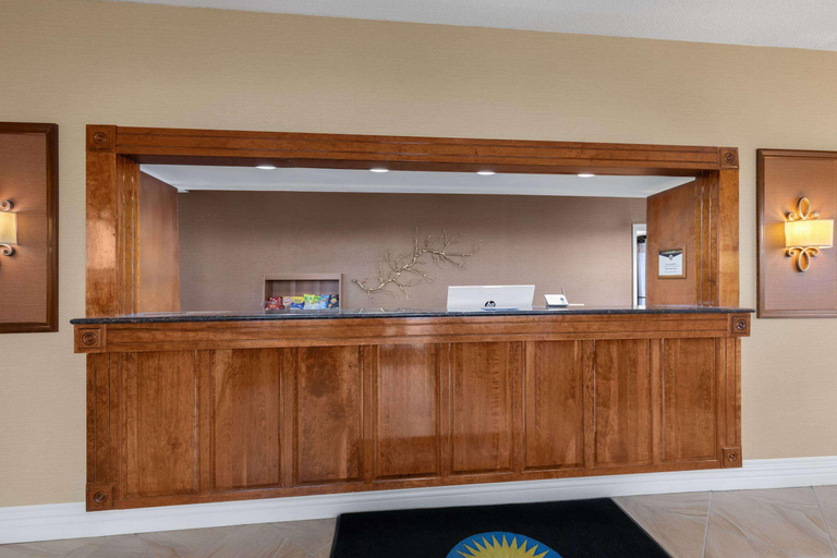 Public Area 3, Days Inn by Wyndham Columbia Kentucky, Adair
