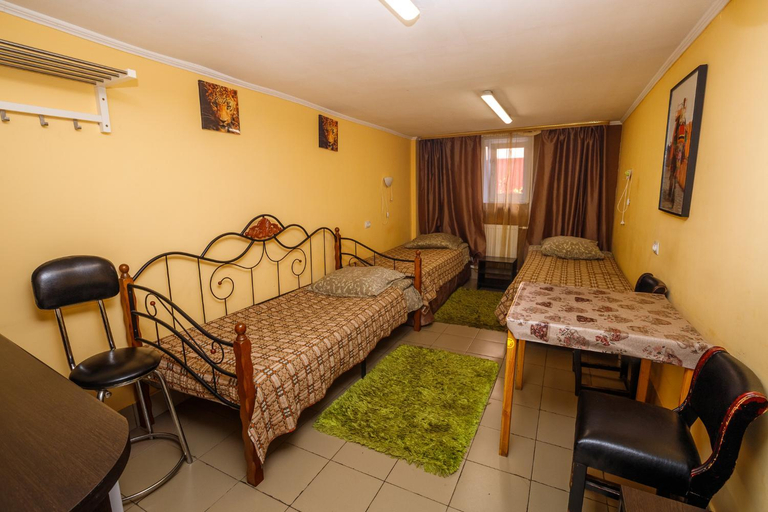 Others 3, Sitara Hostel, Tver'