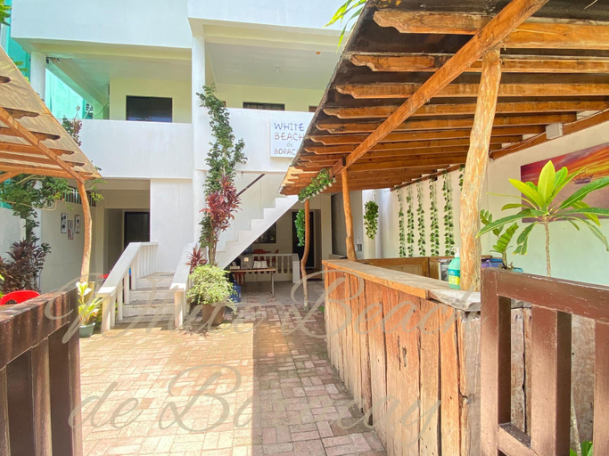 Others 2, White Beach de Boracay Station 1 (Extension Hotel), Malay