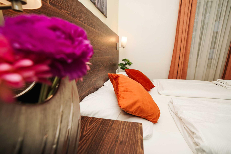 Others 5, Hotel Little Paris, Frankfurt am Main