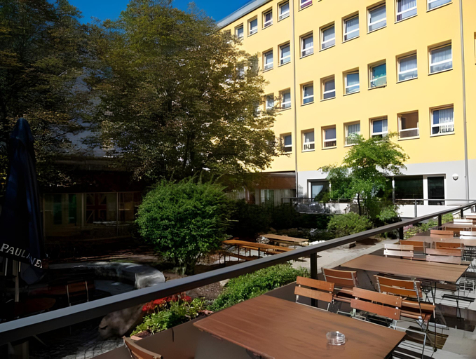 Others 3, Haus International Hostel, München