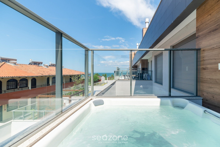 Outdoor spa tub 3, Beauty Zen Apart on Beach With Jacuzzi Ibc0205, Florianopolis