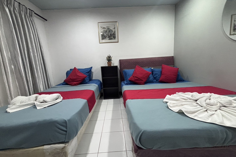 Bedroom 2, Sunshiny-BB Hostel near Punnavithi BTS station, Bang Na