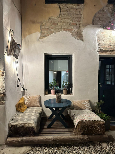 Others 3, 2 Rooms Cozy Apartment at Harmony Farmhouse 444, Saschiz
