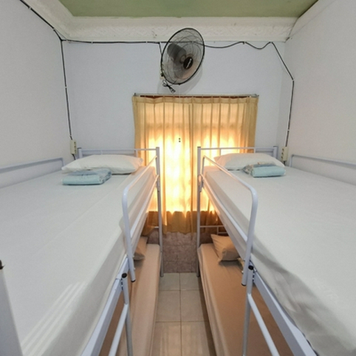 Bedroom 2, Koala Stasiun Hostel (Kos Syariah), Yogyakarta