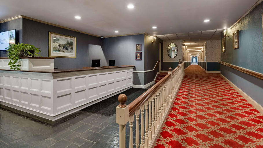 Public Area 2, Best Western PLUS Morristown Inn-Florham Park, Morris