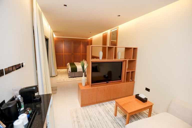Others 3, Suffah Chalet شاليه صفة, Izki