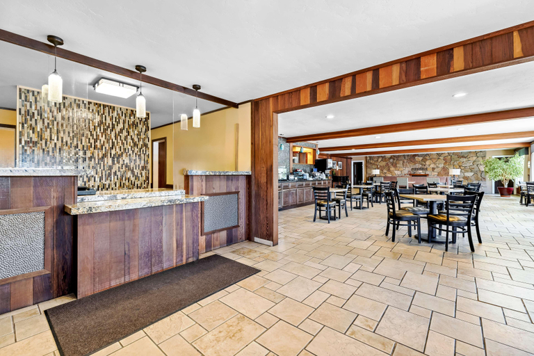 Food & Drinks 5, Best Western Vista Manor Lodge, Mendocino