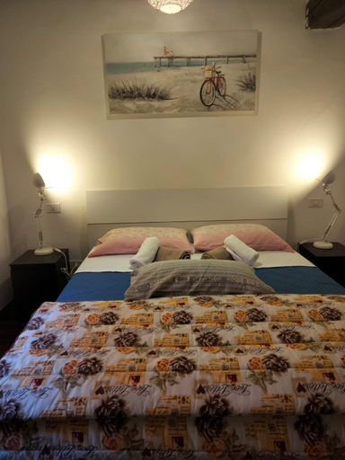 Others 4, comfort suite, Bologna