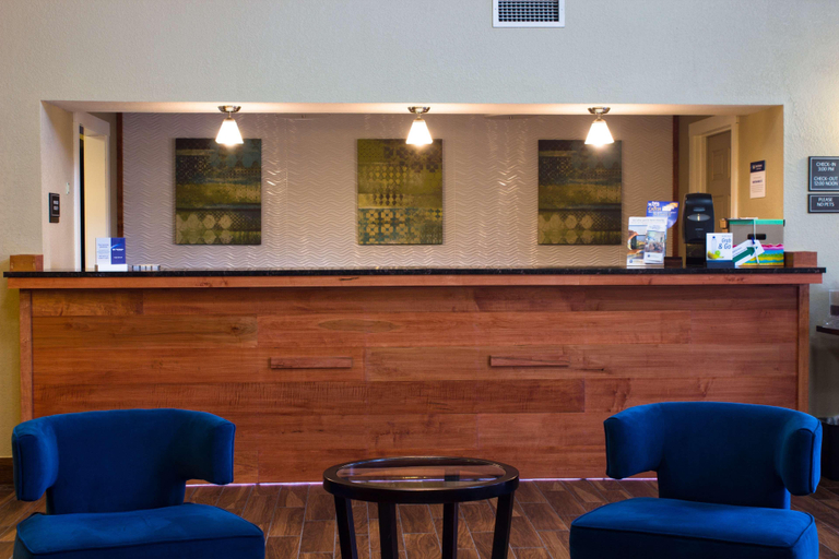 Public Area 2, Best Western Plus Menomonie Inn & Suites, Dunn