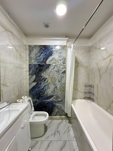 Bathroom 5, Apartments Tashkent cuty Gardens A1, Tashkent City