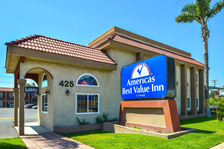 Exterior & Views 1, Americas Best Value Inn Rialto, San Bernardino