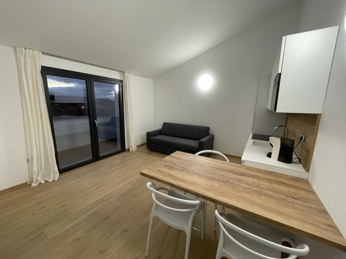 Others 4, Residence Cala Bianca, Sassari