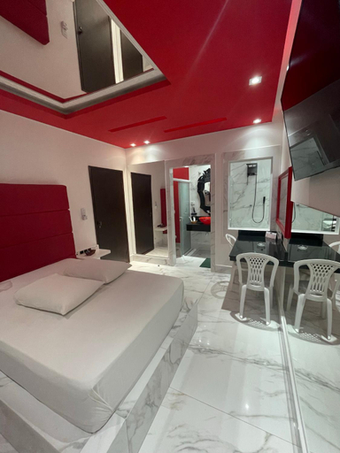 Others 4, Imperio Motel, Jacarezinho