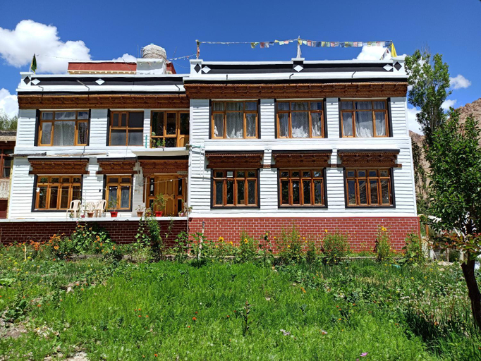 Others 3, sonam guest house, Leh