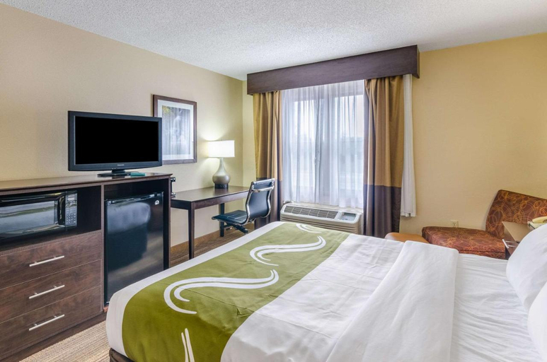 Bedroom 3, Quality Inn Radford-West Blacksburg I-81, Radford