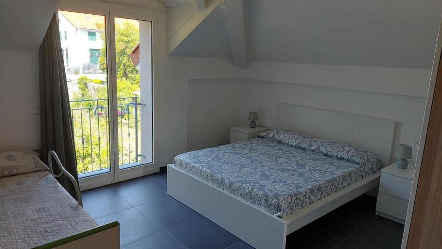 Others 2, B&B La casa al mare di MatiGio "Camera M", Savona