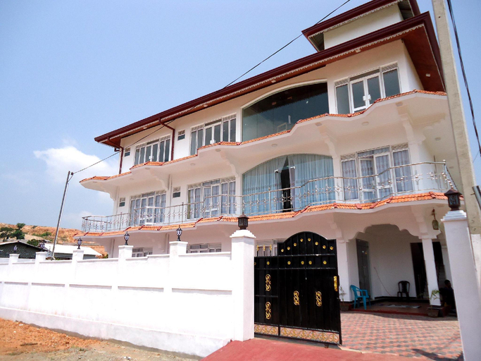 Others 2, Hotel Glee, Trincomalee Town and Gravets