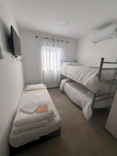 Others 5, RESIDENCIA Docta, Capital