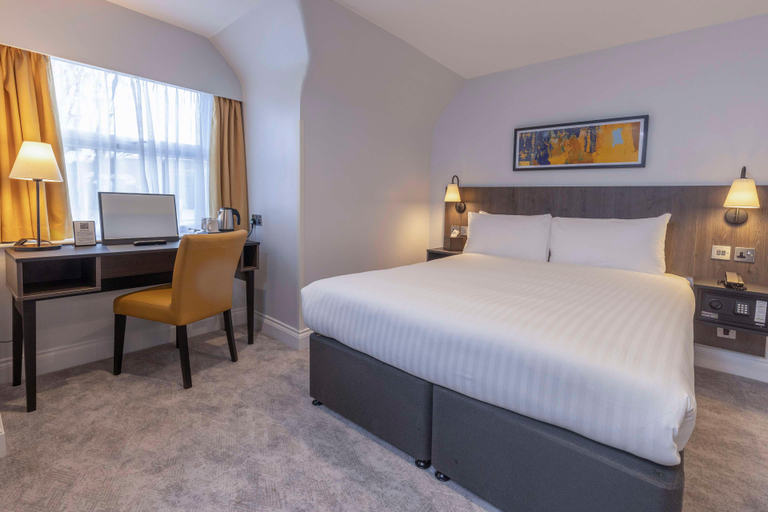 Bedroom 3, Best Western Kensington Olympia Hotel, London