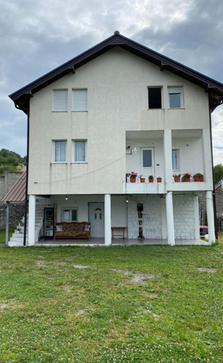 Others 2, Guest House Egzoni, Përmetit