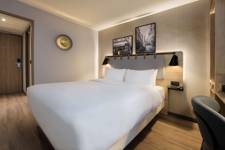 Bedroom 3, Campanile Amsterdam, Amsterdam