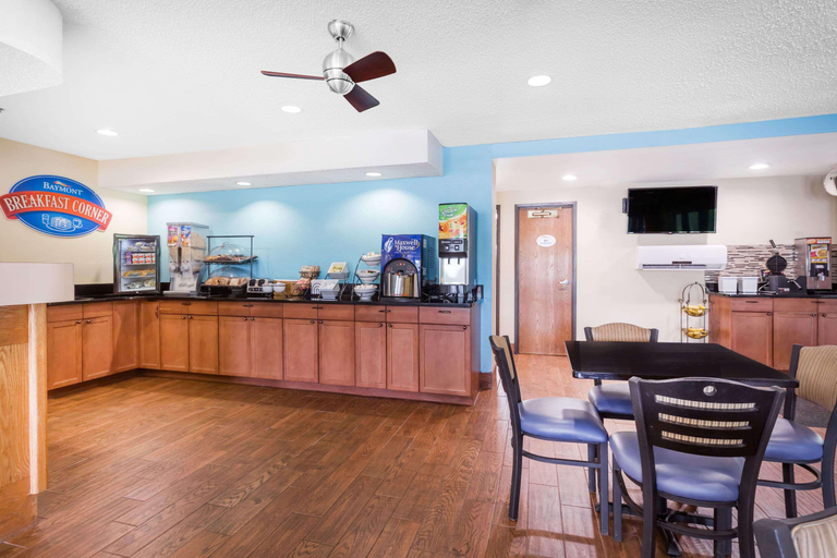 Public Area 2, Baymont by Wyndham LaGrange, Troup