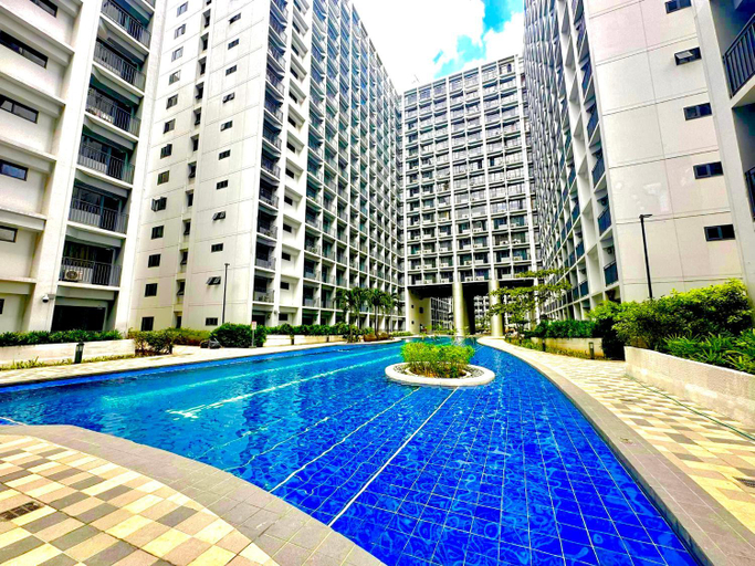 Others 2, Resort Style Condo Walkable to Mall of Asia, Pasay City