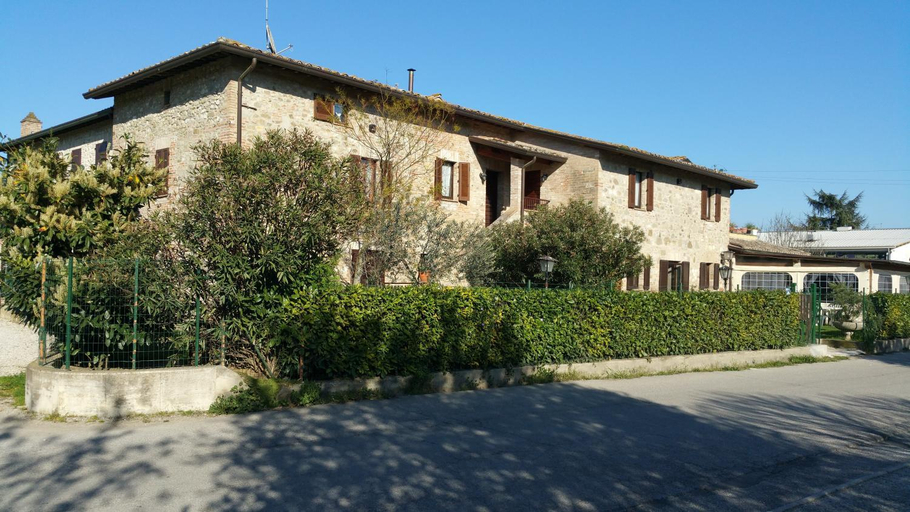 Others 4, Locanda della Braccesca, Perugia