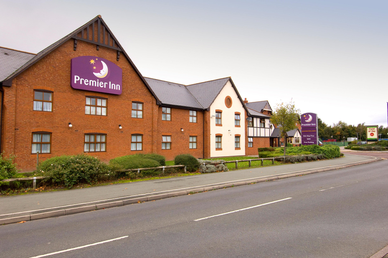 Exterior & Views 5, Premier Inn Chester Central - South East, Cheshire West and Chester
