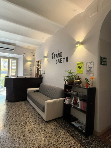 Others 5, Grand Gaeta, Rome