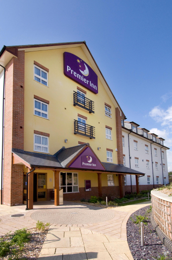 Exterior & Views 2, Premier Inn Llanelli Central East, Carmarthenshire