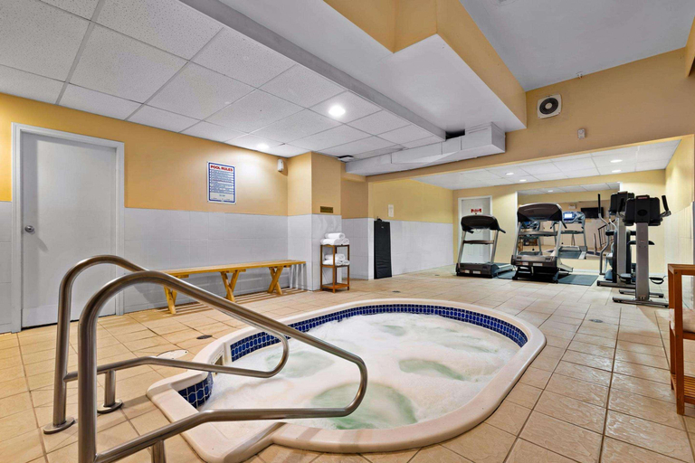 Sport & Beauty, Coast Fraser Inn, Cariboo