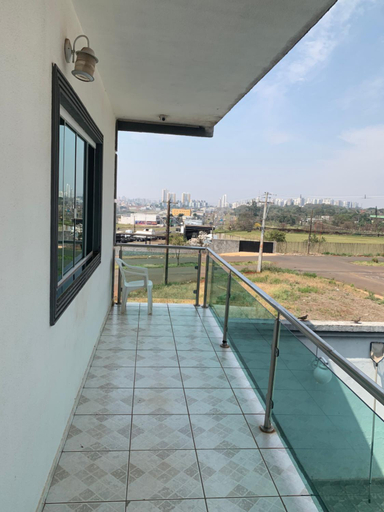 Others 5, Casa Branca, Londrina