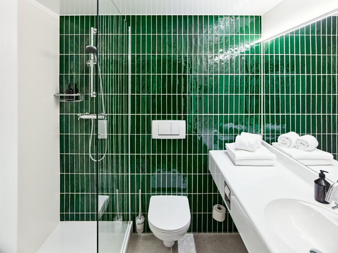 Bathroom 4, Das Weitzer, Graz