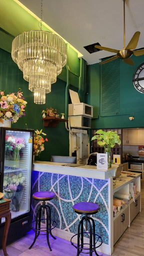 Public Area, Terminal 58 hostel at town, Pulau Phuket
