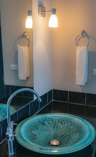 Bathroom 5, TheLifeCo Phuket - Holistic Wellbeing Center, Phuket Island